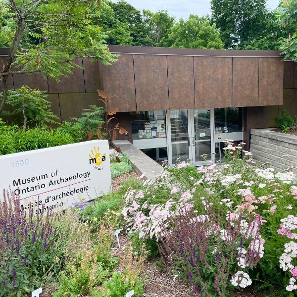 Show Your Badge logo